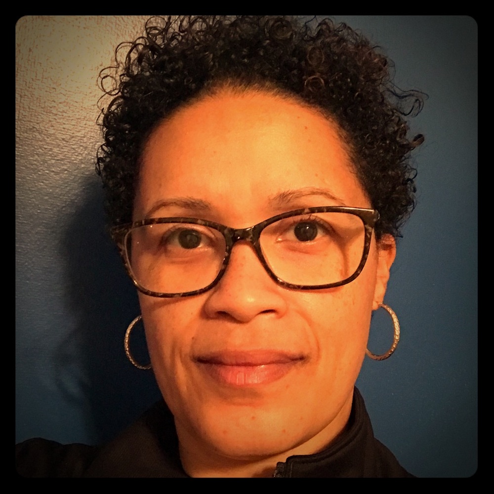 Meet your Posher, Dionne